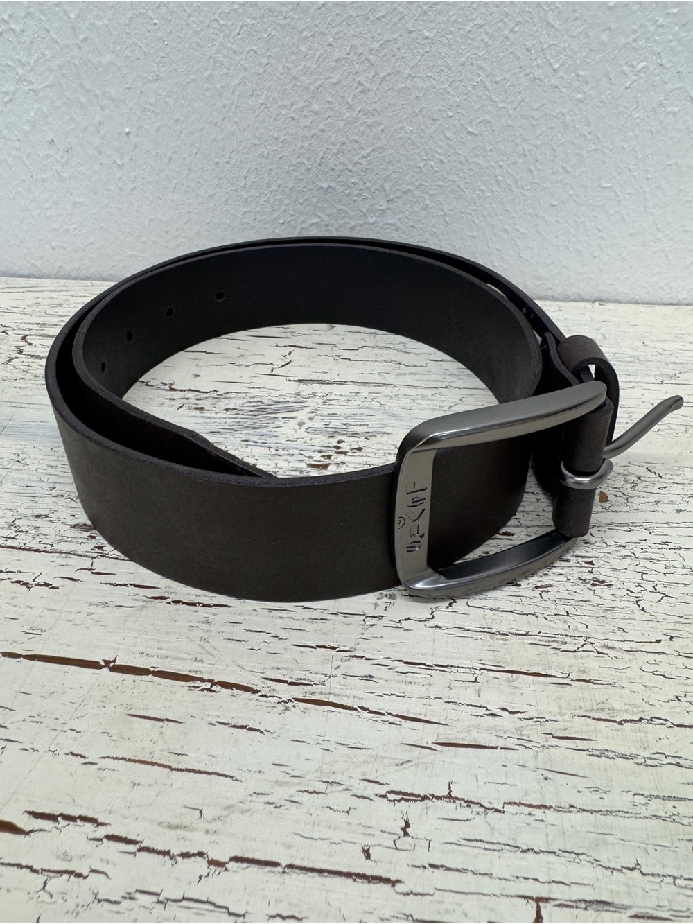 Men's Levis Brown Leather Casual Belt with Brushed Metal Buckle